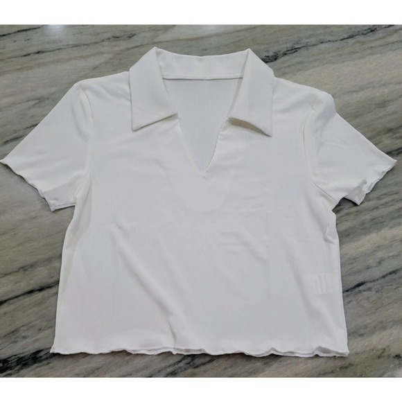 Tops - White Ribbed Collared V Neck Cropped Tee Medium NWT